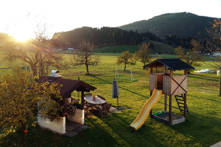 Garten & Spielplatz - Urlaub am Bauernhof in Flachau, Salzburg